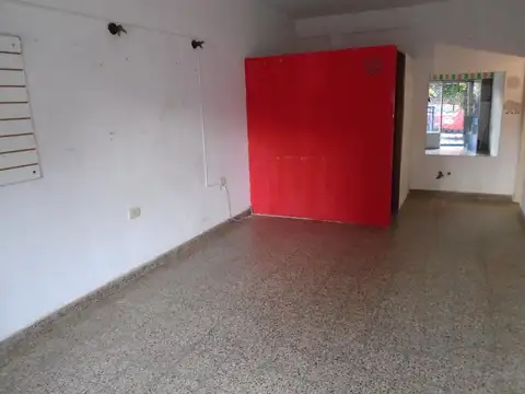 Local en Alquiler en Boulogne, $ 400.000