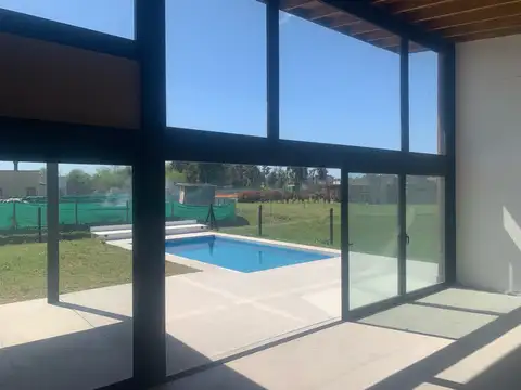 Venta Casa a Estrenar en  Barrio San Pablo - Pilar
