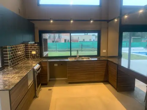 Casa en Venta 1 año