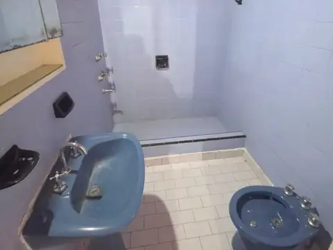 Depto Tipo Casa 3 ambientes con 2 baños