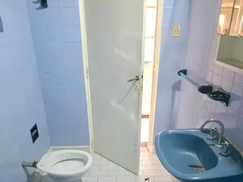 Depto Tipo Casa en Venta 70 años