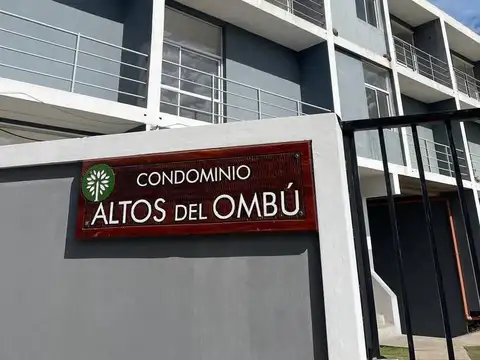 Uruguay 1300, Piso 2