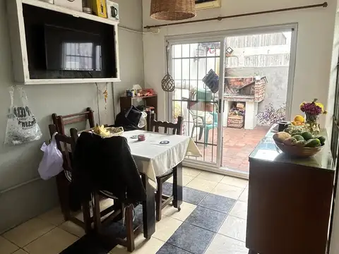 Depto Tipo Casa en Venta de 2 dormitorios