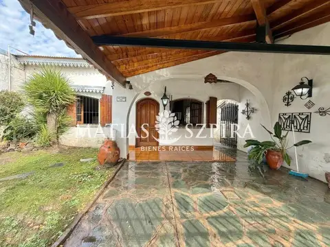 Casa 4 ambientes con 1 baño