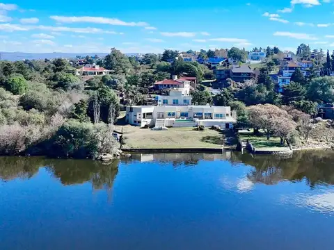 Casa en Venta de 5 dormitorios
