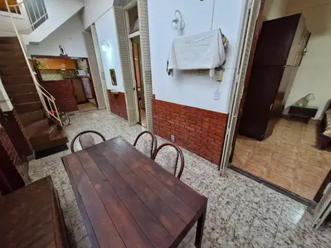 Depto Tipo Casa en Venta de 4 ambientes