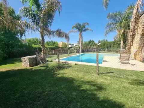 Casa en Venta en Arroyo Dulce, USD 230.000