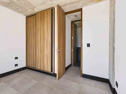 Casa 6 ambientes con 2 baños