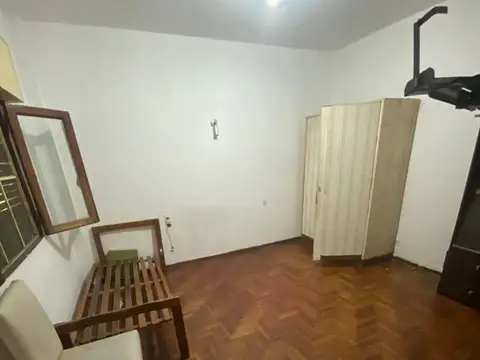 Depto Tipo Casa en Venta 40 años