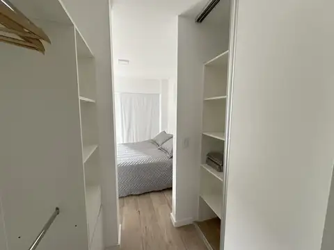 Esmeralda 800, Piso 5