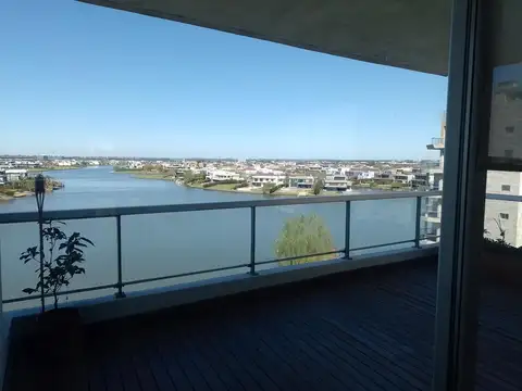 DEPARTAMENTO EN NORDELTA VISTA  A LA LAGUNA
