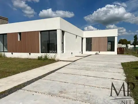 Venta Casa en Horizontes Al Sur 3 Dormitorios Canning 100