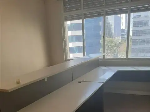 Oficina en Alquiler en Retiro, $ 1.380.000