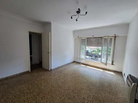 Depto Tipo Casa en Alquiler de 3 ambientes