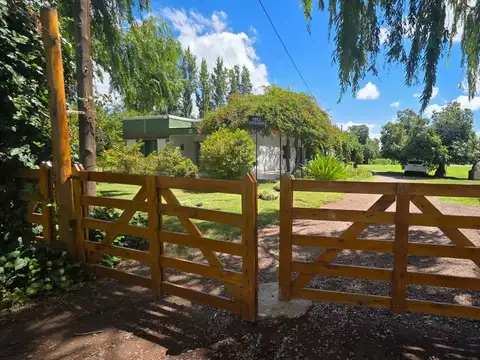 VENTA DE FINCA PRODUCTIVA CON 2 CASAS Y PILETA