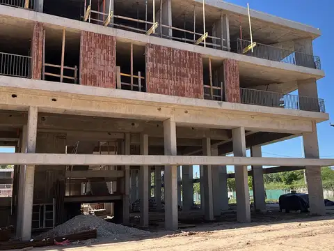 Oficina en Venta en Funes, USD 159.000