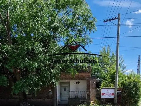 Casa a reciclar en calle 46 y 19