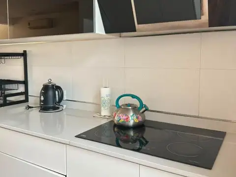 Casa 6 ambientes con 5 baños