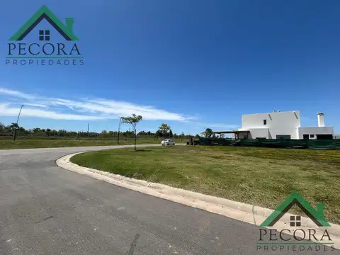 Terreno en Venta de 704,0 m2