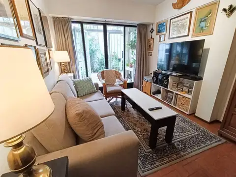 Departamento de Pasillo en venta con Patio y Terraza. En callao y 9 de Julio, Rosario