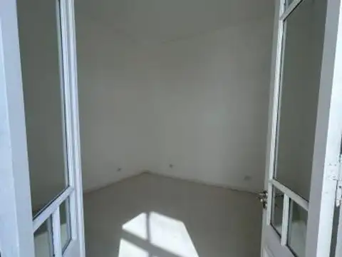 Depto Tipo Casa 4 ambientes con 2 baños