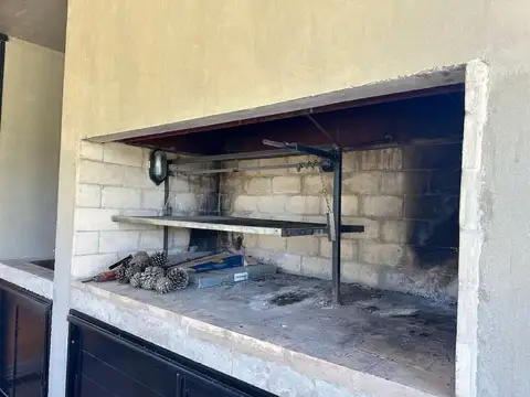 Casa en venta - 3 Dormitorios 3 Baños - Pinamar