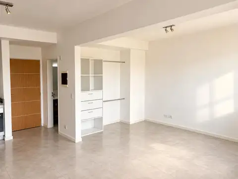 Champagnat al 1100 ,Villa del Lago, Pilar