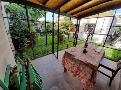 Boulogne - Luminoso PH Planta Baja 3 amb con amplio jardín 