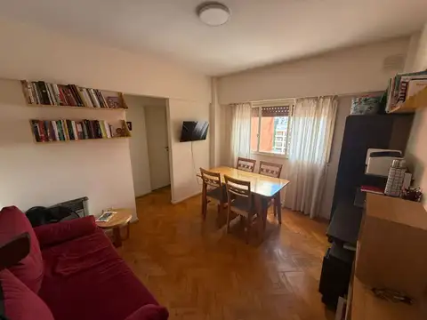 DOS AMBIENTES SÚPER LUMINOSO EN EL CORAZÓN DE VILLA CRESPO 