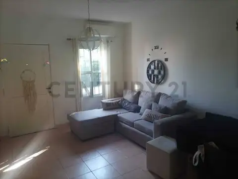 Casa en Alquiler de 3 dormitorios