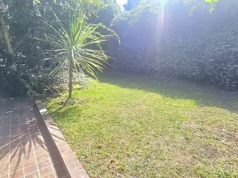 Casa 3 ambientes con 2 baños