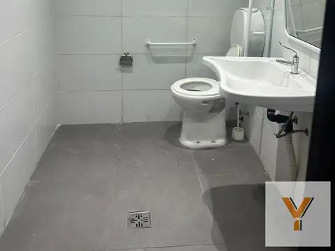 Galpon en Venta 23  mts Fondo