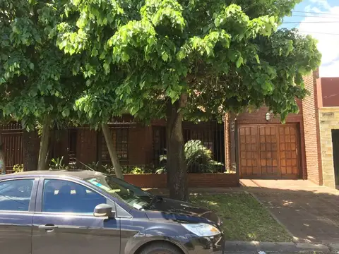 GRITO DE ALCORTA Nº 1896 ESQUINA PEGUY