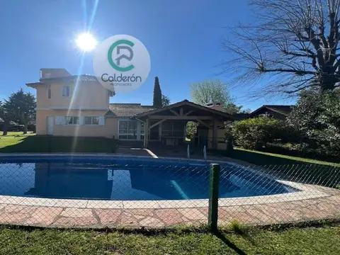 Casa  en Venta en Banco Provincia, Moreno, G.B.A. Zona Oeste