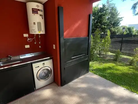 Casa en Alquiler en Pilar, USD 800