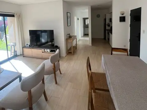 Alquiler 3 amb jardin parri coch B. Cerrado Pilar