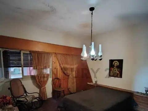 Venta Casa a reciclar en Granadero Baigorria