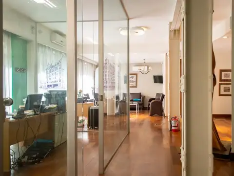 Sarmiento 1700, Piso 1