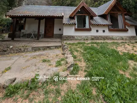 Venta de casa 3 habitaciones, cochera descubierta, patio con parrilla, barrio San Ignacio del Cerro