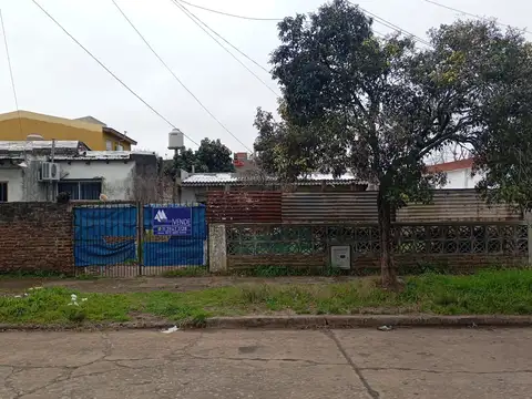 Casa de dos ambientes en Parque San Martin, Merlo