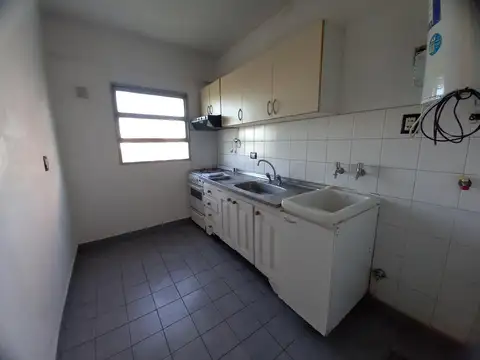 Departamento dos ambientes en Madero