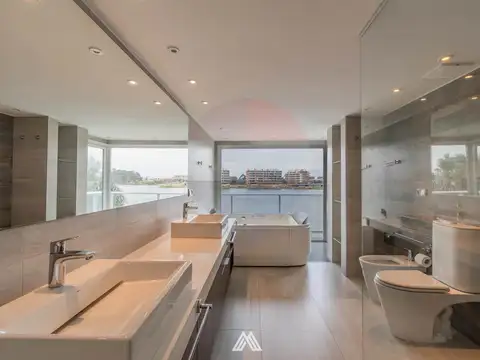 Departamento en Venta con 2 cocheras