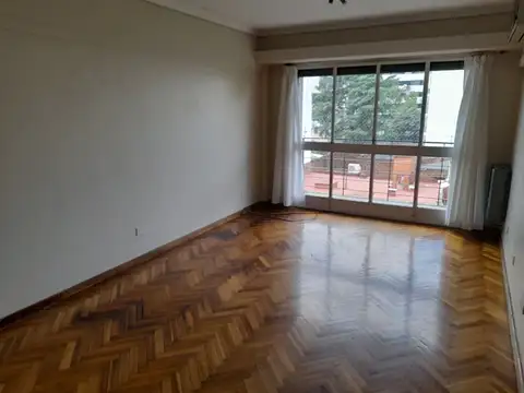 Alquiler Temporario en Belgrano Dep.to 4 Ambient.