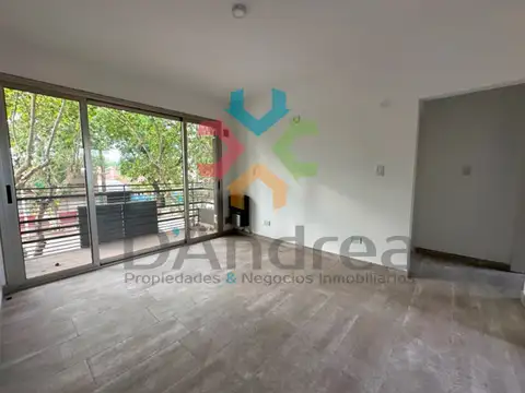 VENTA / EXCELENTES DEPARTAMENTOS, LOCALES COMERCIALES Y COCHERAS A ESTRENAR