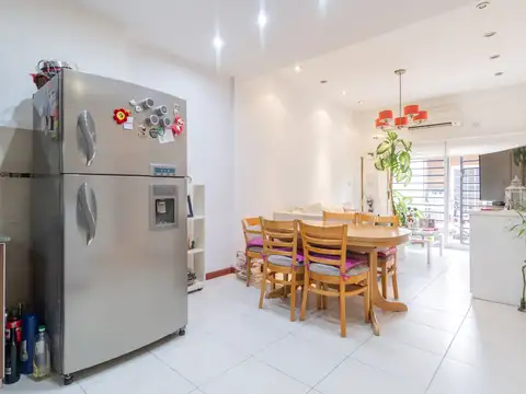 Departamento 4 ambientes con 2 baños