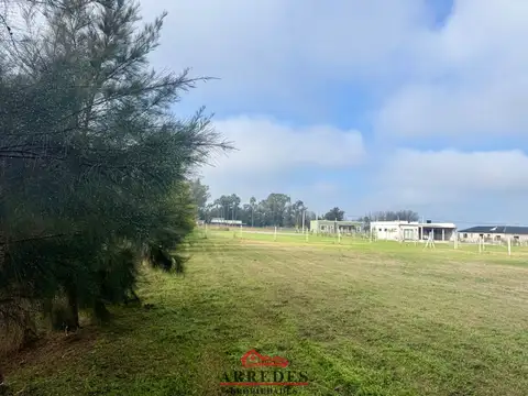 Venta · Lote de 1547m2 · en cul de sac totalmente alambrado · Capilla del Señor 100