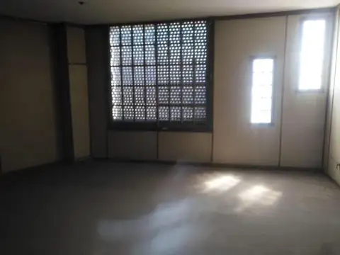 Galpon en Venta en Pompeya, USD 590.000