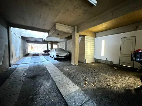 ALQUILER COCHERA EN EDIFICIO EN VILLA CRESPO
