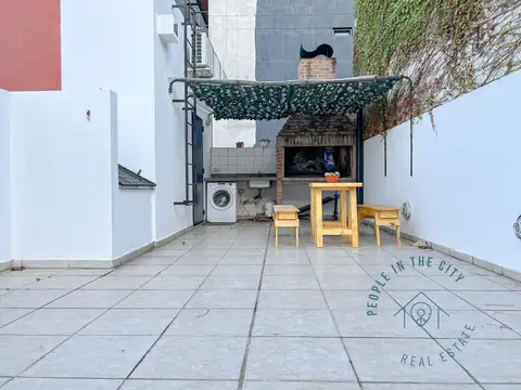 Departamento en venta, 2 ambientes en Palermo Hollywood, oportunidad, con parrilla y balcón