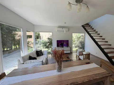 Casa 4 ambientes con 3 baños